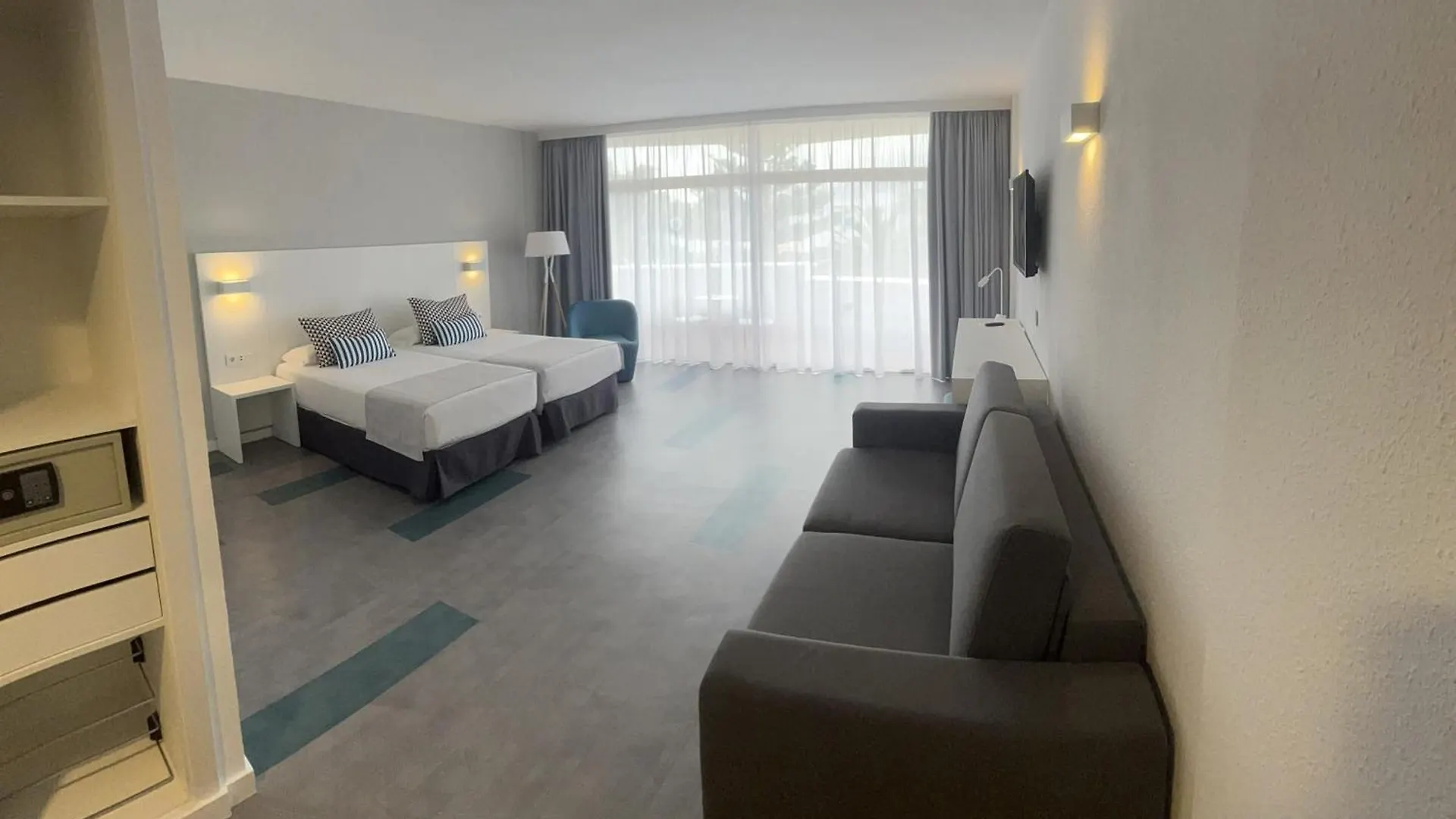 Complejo Bluesea Puerto Resort Compuesto Por Hotel Canarife Y Bonanza Palace Puerto de la Cruz   Puerto de la Cruz (Tenerife)